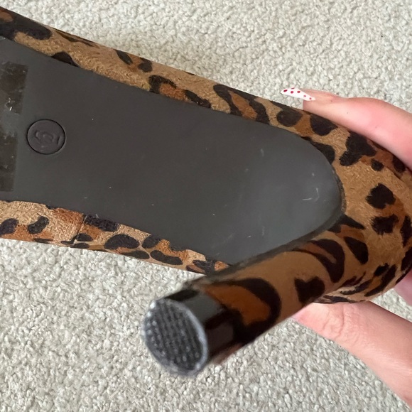 Cheetah Print Heels - Picture 4 of 4